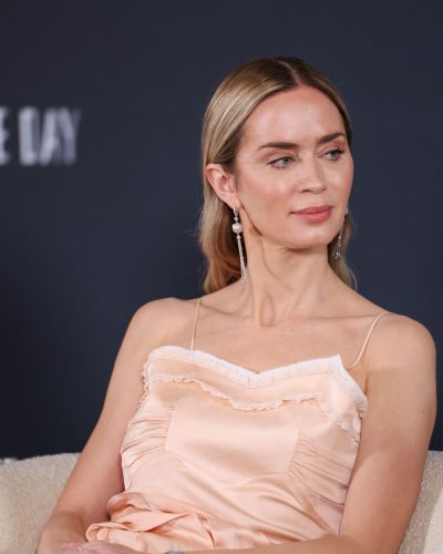 Emily Blunt photo image 4