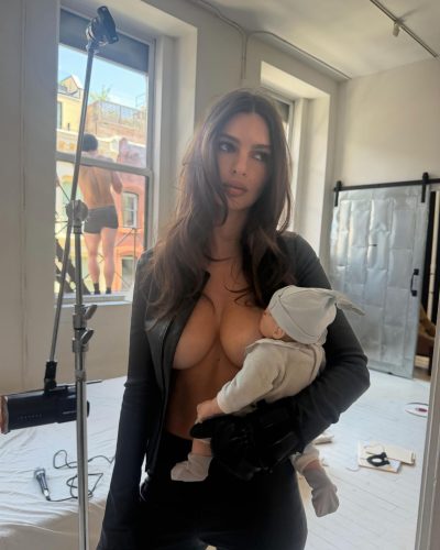 Emily Ratajkowski photo image 3