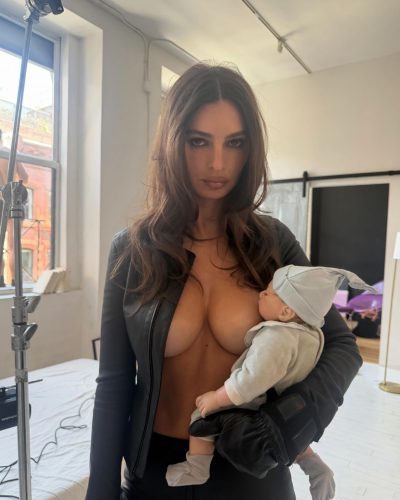 Emily Ratajkowski photo image 5