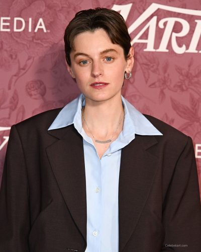 Emma Corrin photo image 2