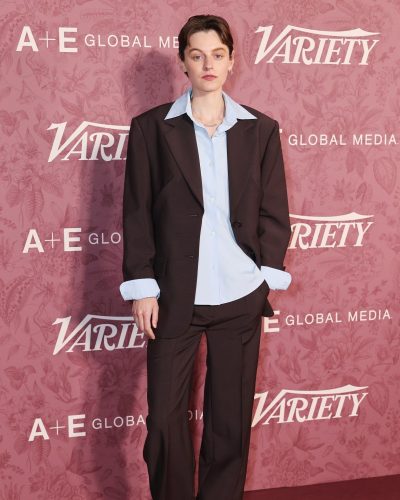 Emma Corrin photo image 4