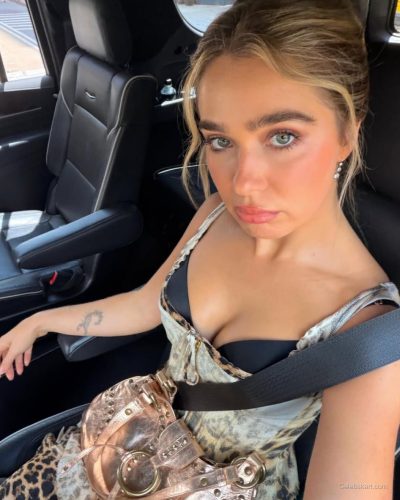 Haley Lu Richardson photo