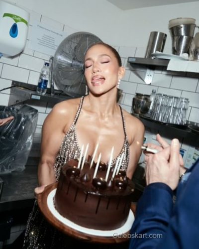 Jennifer Lopez photo image 3