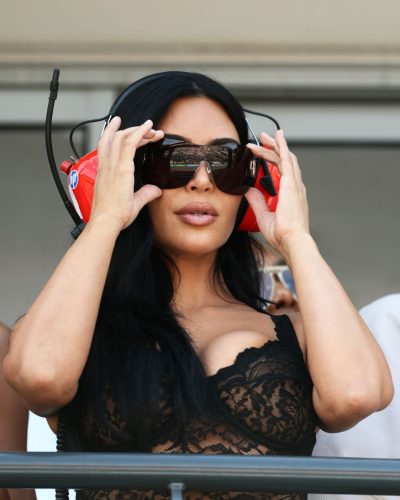 Kim Kardashian photo image 2