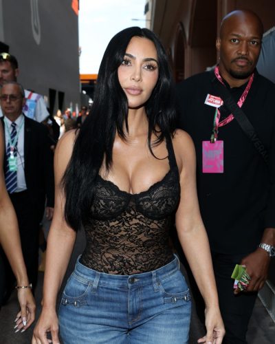 Kim Kardashian photo image 4
