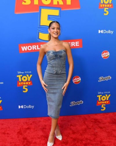 Liamani Segura at Toy Story 5 Premiere