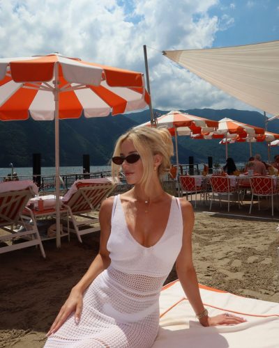 Lindsay Brewer photo image 6