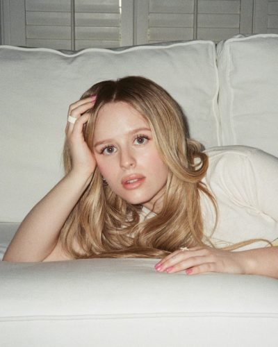 Lulu Wilson photo image 5
