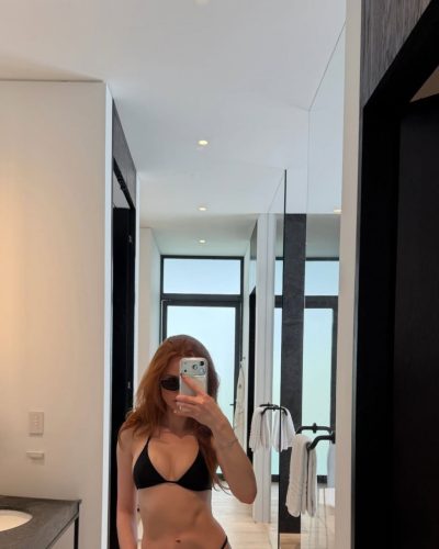 Madelaine Petsch photo