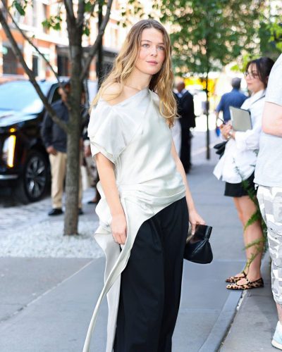 Maggie Rogers photo image 2