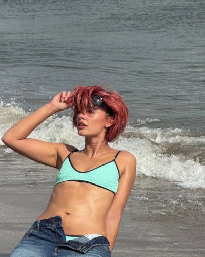 Naomi Scott photo image 2