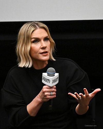 Rhea Seehorn photo image 6
