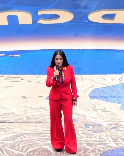 Salma Hayek photo image 3