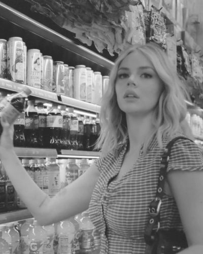 Samara Weaving photo image 4