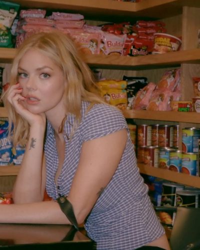 Samara Weaving photo image 5
