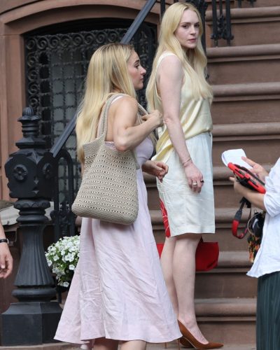 Shailene Woodley Lindsay Lohan photo image 3
