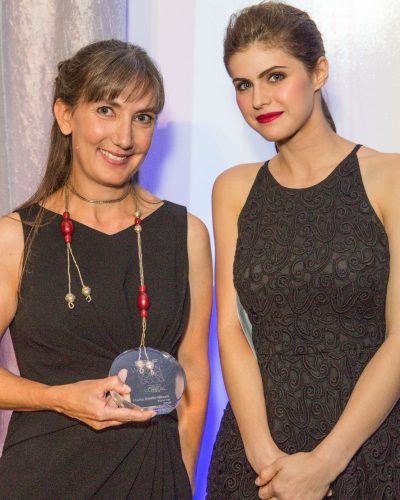 Alexandra Daddario photo image 2