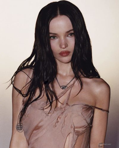 Dove Cameron photo image 3