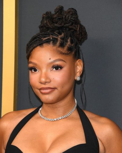Halle Bailey photo image 3