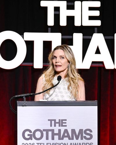Michelle Pfeiffer photo image 3