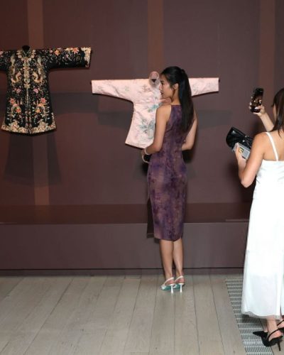 Momona Tamada at LAcma Fashioning Chinese Women Exhibition Opening 2026 - Photo 3