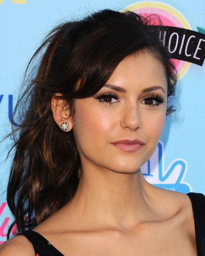 Nina Dobrev at The 2013 Teen Choice Awards image 4