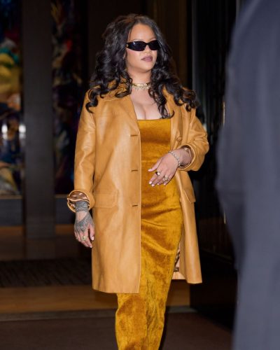 Rihanna Departs Four Seasons Hotel in New York City June 2026 - Photo 4