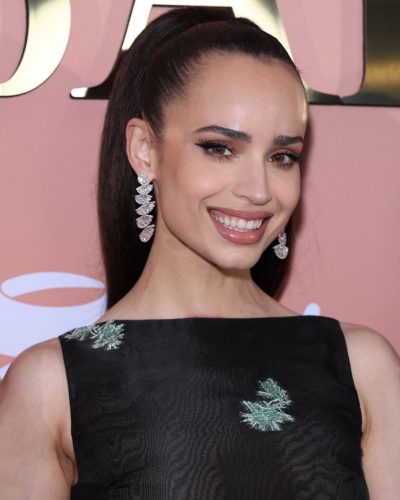 Sofia Carson photo image 3