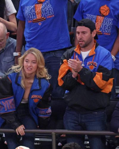 Sydney Sweeney at New York Knicks Vs San Antonio Spurs Game 4 2026 - Photo 2