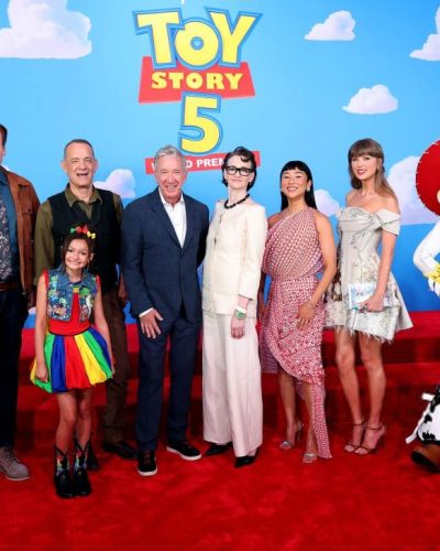 Taylor Swift at the World Premiere of Toy Story 5 in La June 2026 - Photo 2