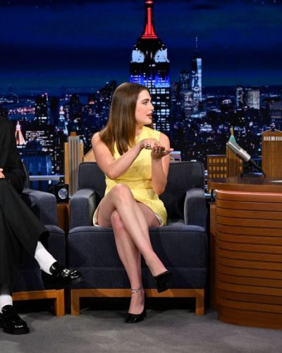 Ella Bright at the Tonight Show Starring Jimmy Fallon 2026 - Photo 2