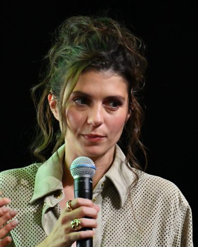Emily Bader at Fifa X Netflix Couch Cup at Fanatics Fest in NYC July 2026 - Photo 4