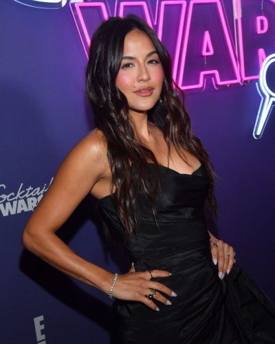 Erin Lim Rhodes at ES Cocktail Wars Competition Premiere in NYC 2026 - Photo 2