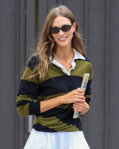 Karlie Kloss Attends Book Signing Event for Spaghetti Code in Los Angeles 2026 - Photo 6