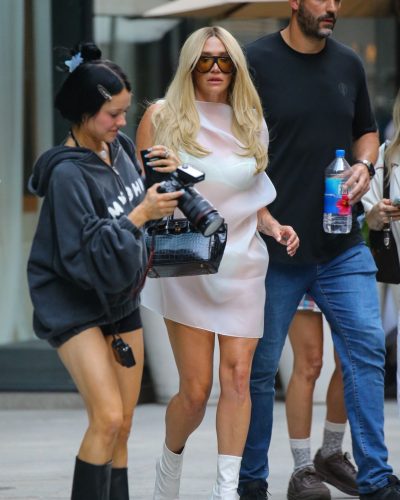 Kesha Seen in New York City June 2026 - Photo 5