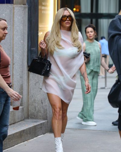 Kesha Seen in New York City June 2026 - Photo 6