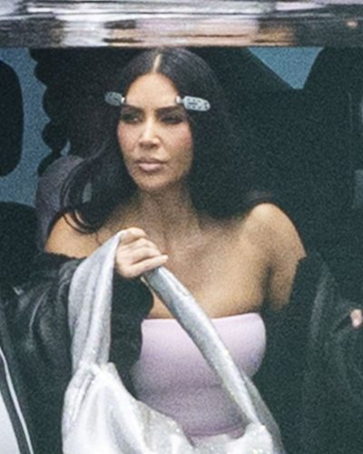 Kim Kardashian Arrives at Los Angeles Airport January 2026 - Photo 5