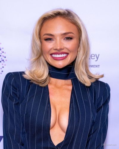 Natalie Alyn Lind at 2026 Women in Entertainment Summit Los Angeles - Photo 3