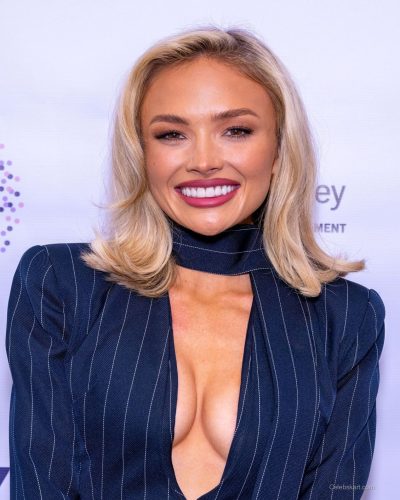 Natalie Alyn Lind at 2026 Women in Entertainment Summit Los Angeles - Photo 5