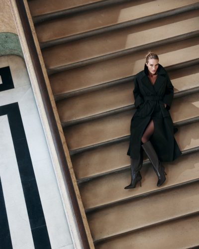Rosie Huntington-Whiteley for Ekonika Fw 202627 Campaign - Photo 4