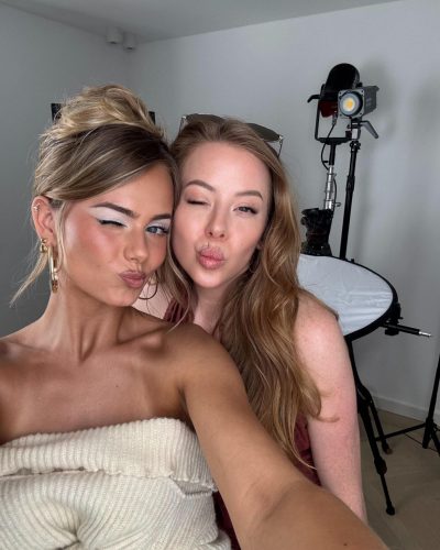 Sara Crumbleleg - Instagram Photos May 2026 - Photo 2