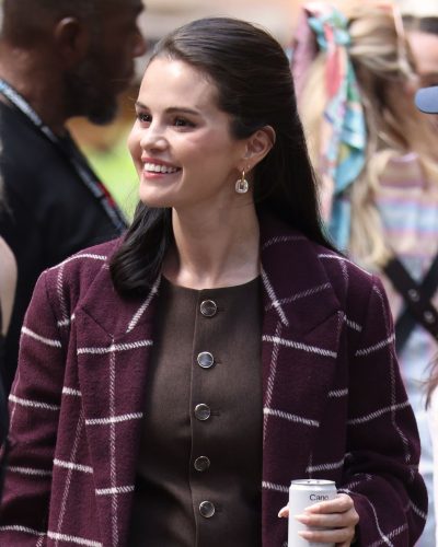 Selena Gomez on the Set of Only Murders in the Building in London 2026 - Photo 5