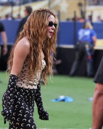 Shakira Celebrates Spain Victory Over Argentina at Fifa World Cup Final 2026 - Photo 3