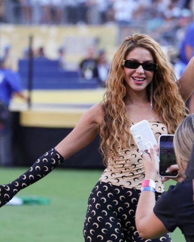 Shakira Celebrates Spain Victory Over Argentina at Fifa World Cup Final 2026 - Photo 5