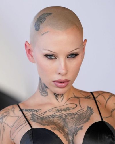 Siiickbrain at Ted LAsso Season 4 Premiere in Los Angeles 2026 - Photo 2