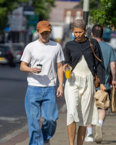 Zendaya and Tom Holland Enjoy Coffee Together in London July 2026 - Photo 2